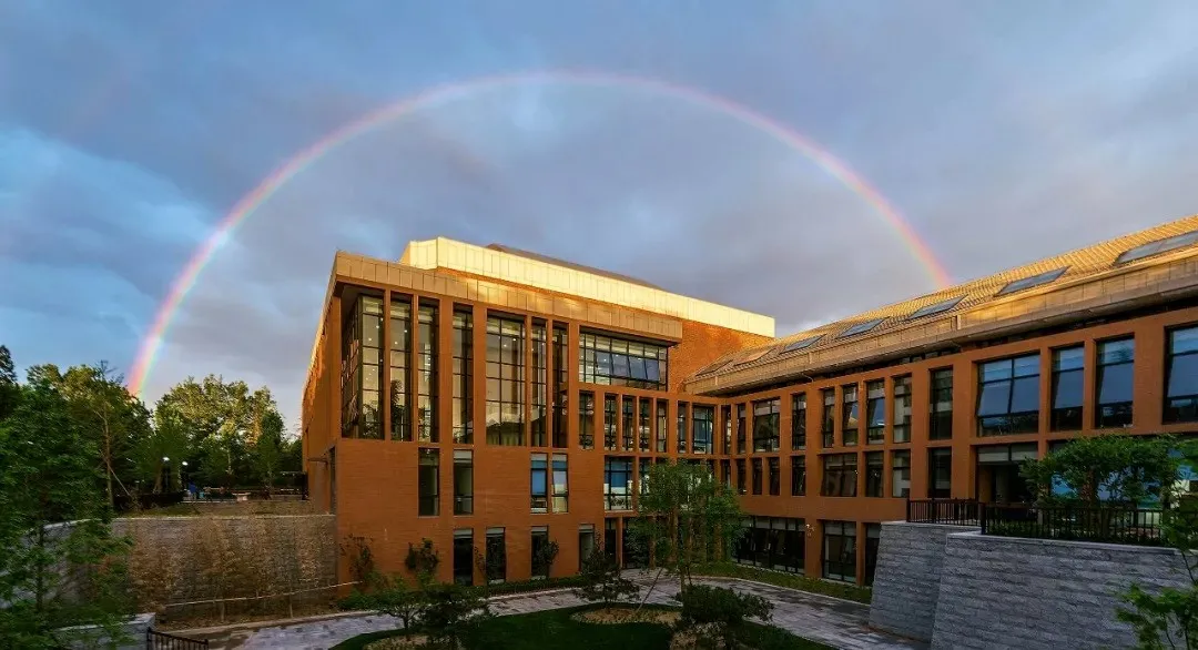 大学图书馆排名大合集，盘点美轮美奂的大学图书馆！（下）