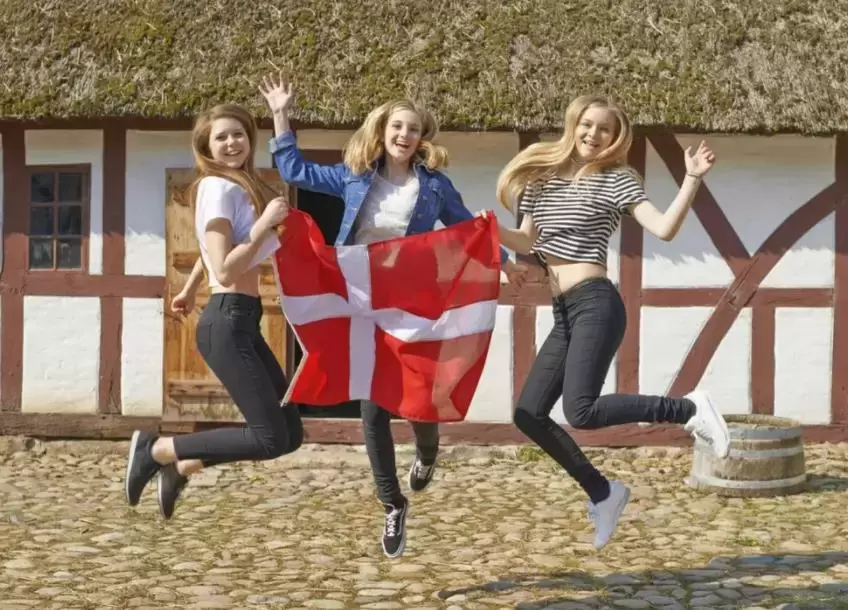 丹麦是个怎样的国家？丹麦生活压力大吗